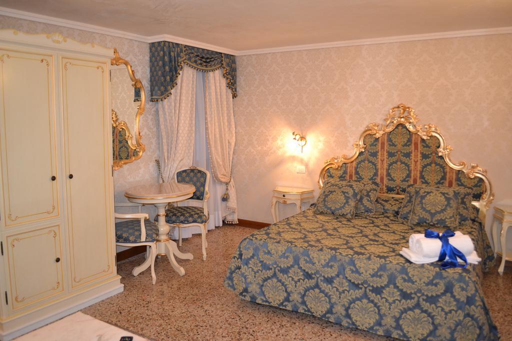 Guest House La Chicca Velence Kültér fotó